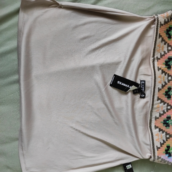 Express geometric patterned skirt - Picture 6 of 7